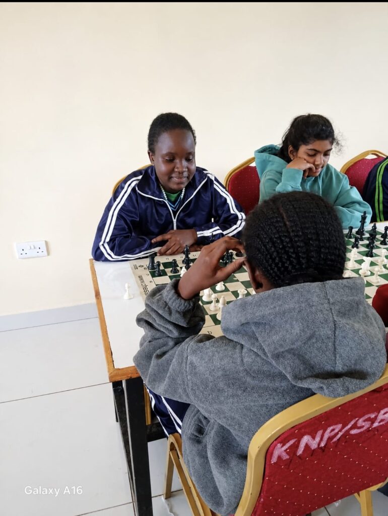 St.Anne's Academy Impresss on Chess Debut,Books National Spot